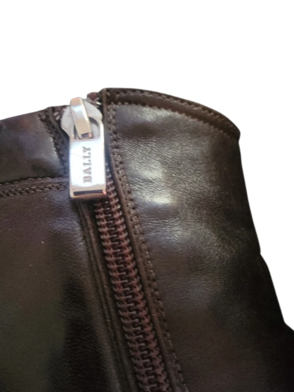 Bally Men's Vintage 90's Chukka Square Toes Brown Leather Side-Zip Boots 7 1/2D